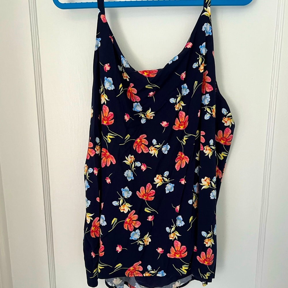 Floral Tank - Picture 4 of 5